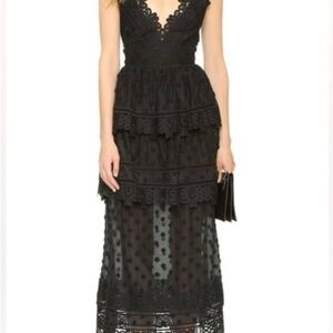 Elegant Strappy Black Sleveless Dress with Lace Trim